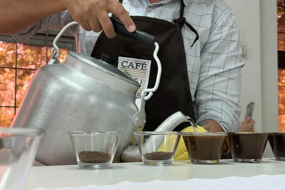 Concurso Café Qualidade Paraná dá início ao julgamento dos lotes inscritos Foto: IDR-PARANÁ