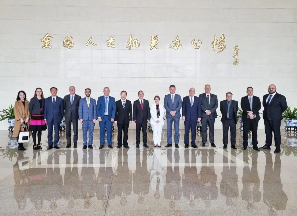 Representantes da ABRAMILHO e de outras entidades estão em missão na China, discutindo a ampliação do mercado agrícola e a liberação de biotecnologias para impulsionar a produção brasileira de milho e sorgo. Foto Abramilho.