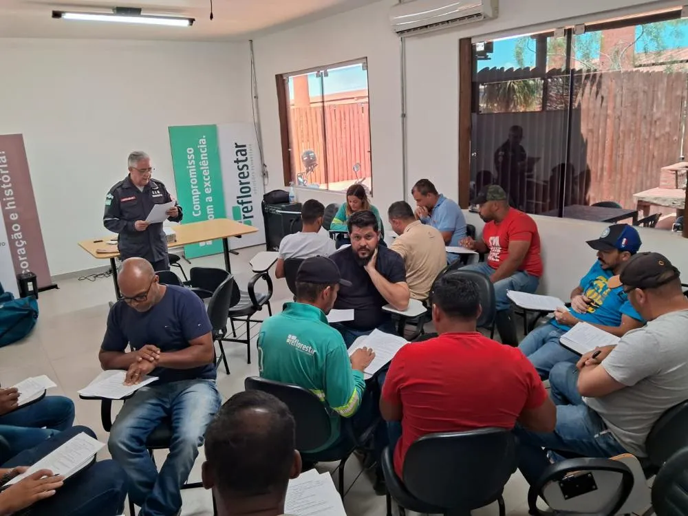 Treinamento constante é a chave para bons resultados Crédito das imagens: divulgação/Reflorestar