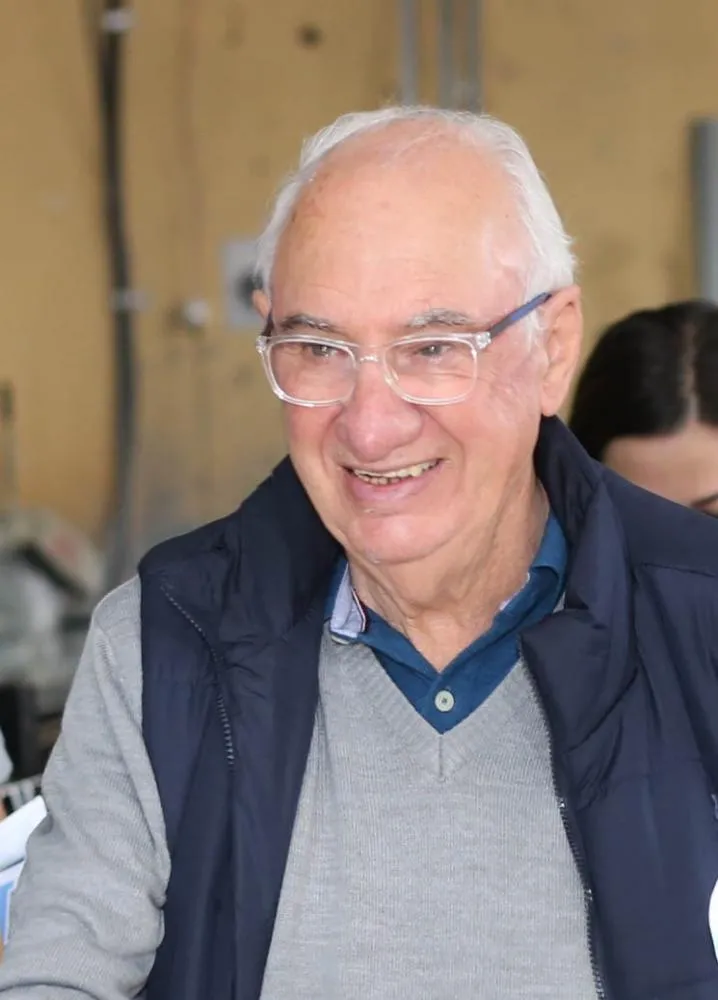 O prefeito eleito de Castro, Doutor Reinaldo Cardoso, anunciou nesta quarta-feira (4), 15 nomes que irão compor as secretarias municipais em 2025.