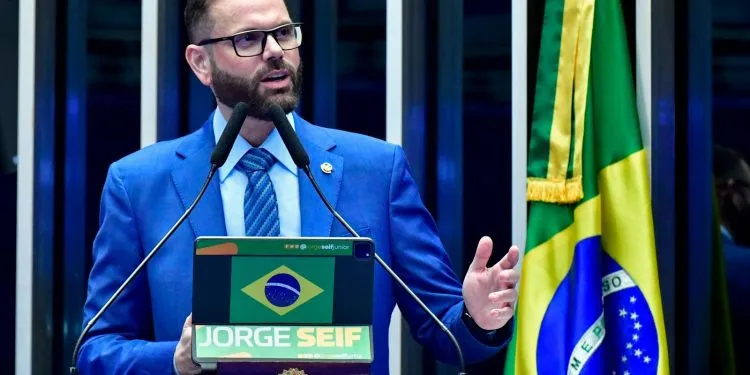 Para o senador Jorge Seif o decreto é inconstitucional e fragiliza garantias previstas em legislações anteriores