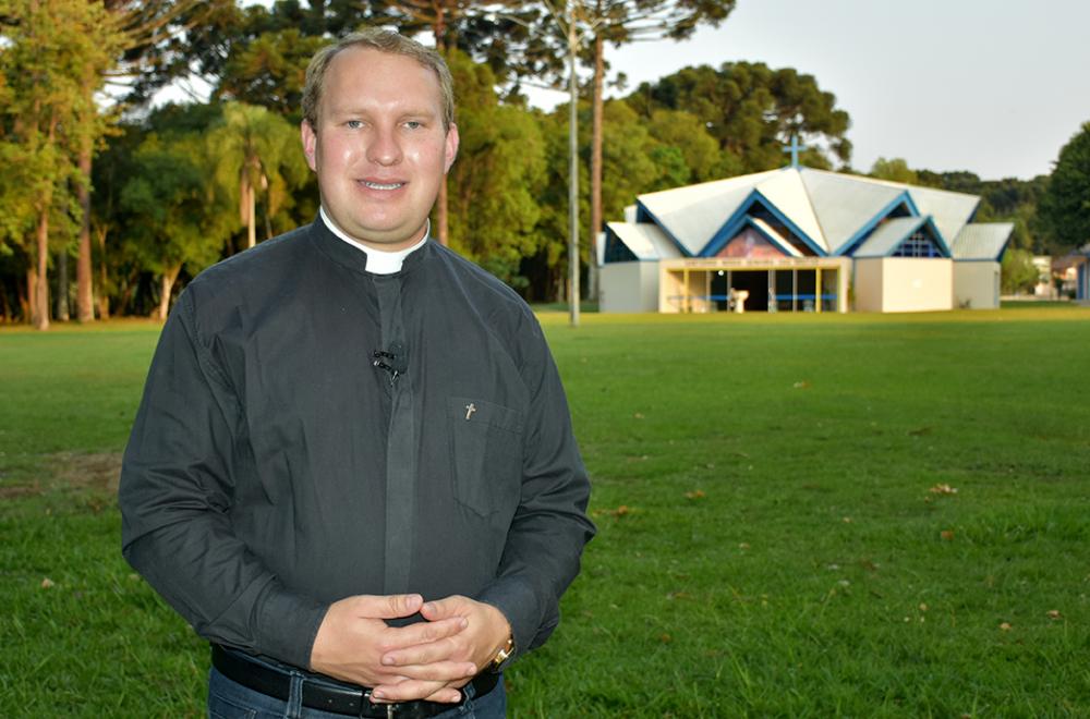 O reitor do Santuário Nossa Senhora das Brotas, Pe. Roberval Mulhstedt, irá trocar experiência com reitores dos santuários no XXIV Encontro Nacional de Santuários do Brasil em 2021.