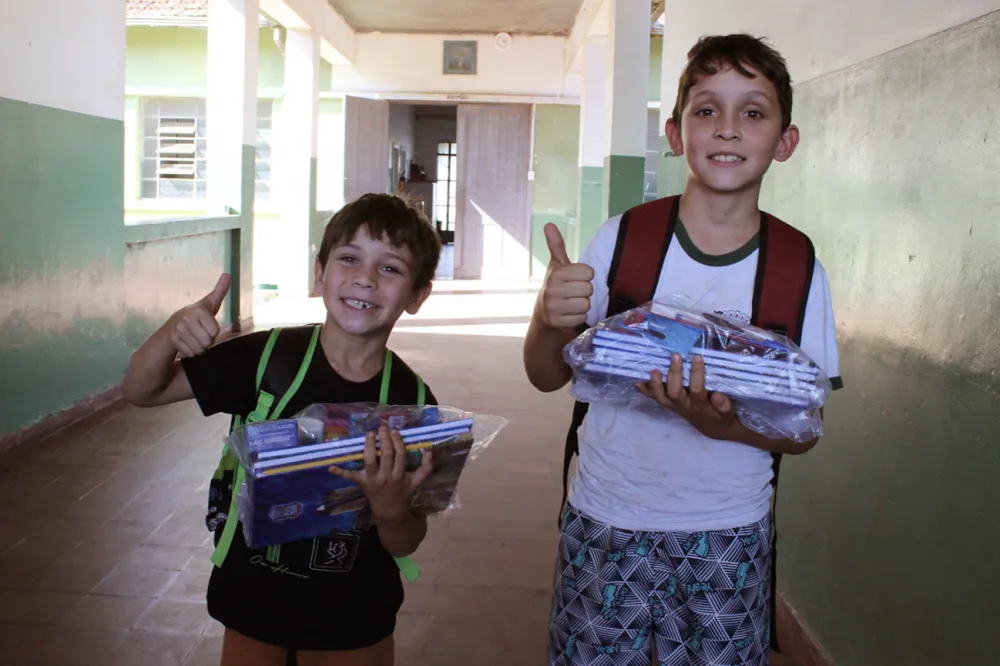 Prefeitura de Piraí do Sul anuncia entrega de materiais e uniformes para alunos da rede municipal em 2025