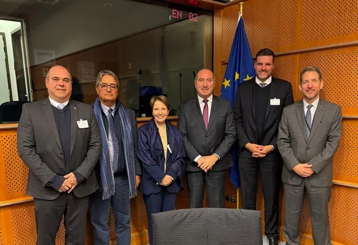 Reunião foi realizada, na terça (28), em Bruxelas
