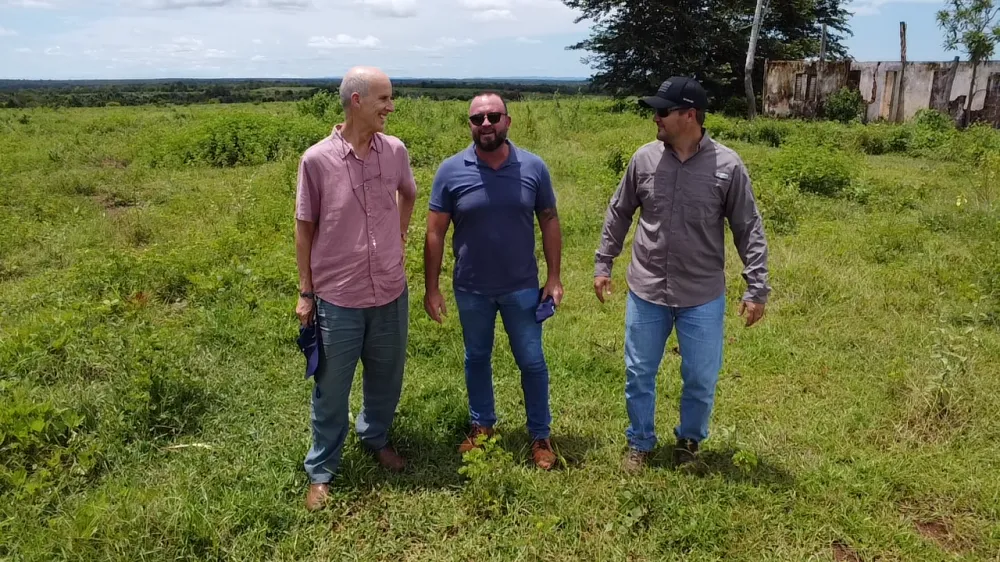 Espírito cooperativista em ação! A Castrolanda, junto com seus cooperados, investe no Tocantins, expandindo horizontes e construindo um futuro sólido para todos. Foto Divulgação