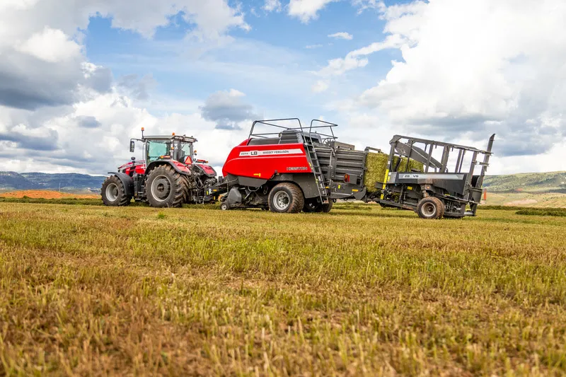 Enfardadora MF 2234: solução eficaz para o aproveitamento da biomassa da cana para geração de energia sustentável /Massey Ferguson