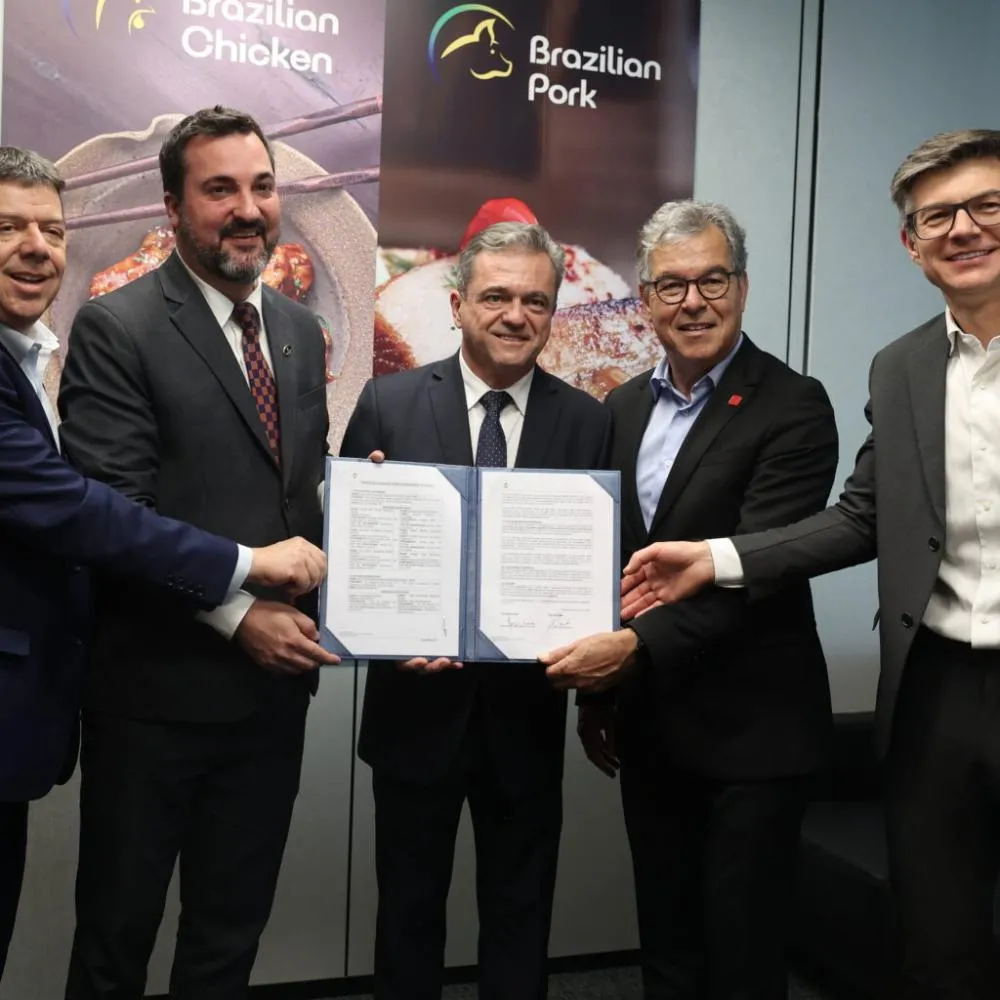 ABPA e ApexBrasil renovam convênio com impacto direto nas exportações. Foto ABPA