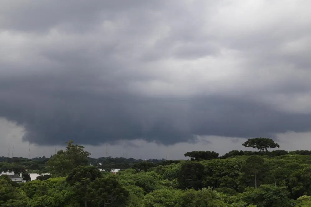Defesa Civil alerta para temporais no Paraná e reforça apoio aos municípios Foto: Gilson Abreu/AEN