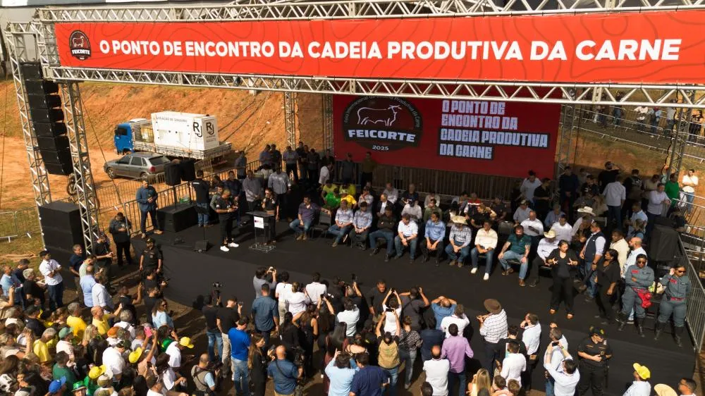 Abertura oficial teve presença de líderes da atividade e autoridades políticas Davi Luz e Ector Fotografia/Feicorte