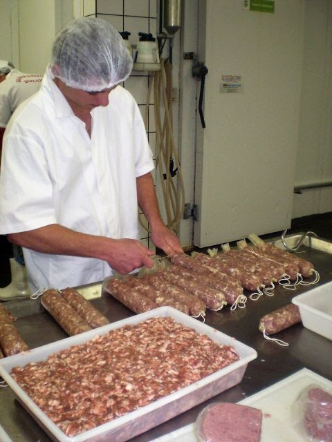As análises colaboram para que o comércio ofereça alimentos com mais qualidade, dando maior segurança ao consumidor
