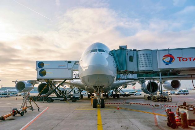 Não é só por água e terra que são escoadas as riquezas rurais paranaenses. Nas asas de aviões, alguns produtos têm deixado o Paraná via terminais aéreos para gerar oportunidades de negócios com alto rendimento.