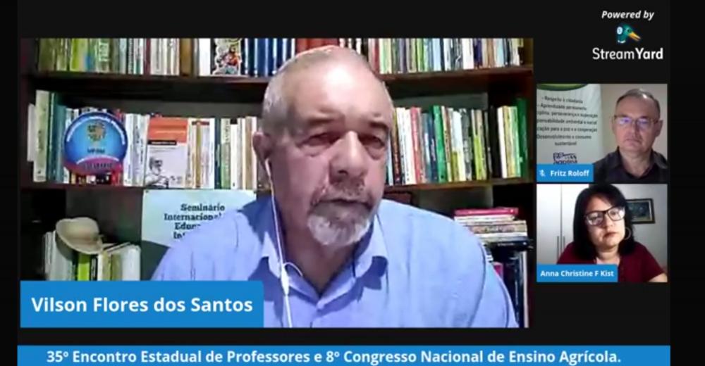O processo remoto traz alguns senões negativos como, por exemplo, a exclusão social, pois muitos desses alunos, ou por morar no interior ou por uma condição social e econômica, não têm acesso a estas ferramentas tecnológicas.