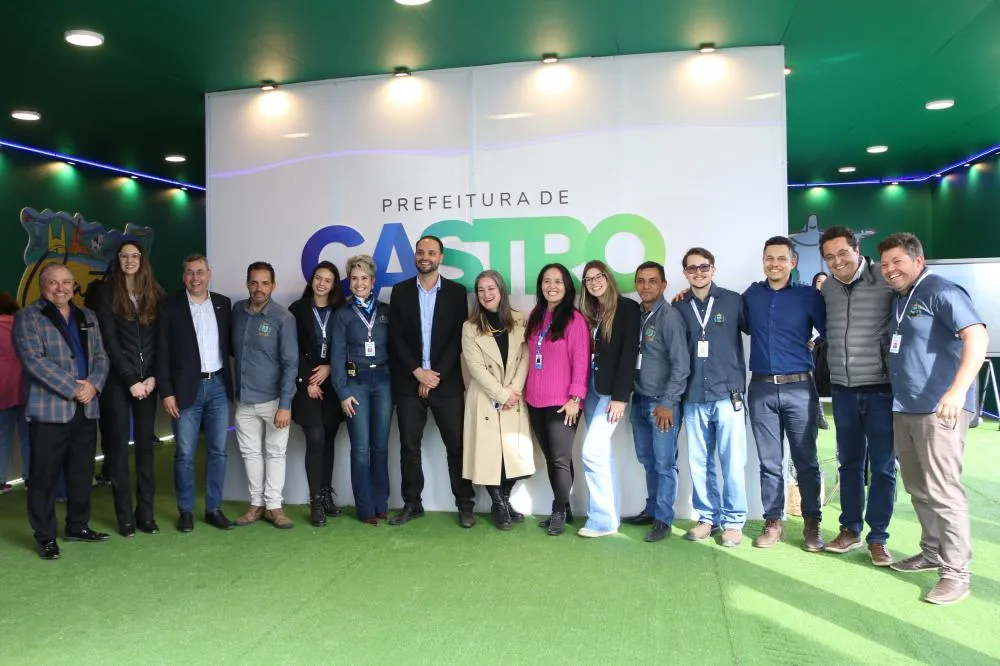 No primeiro dia, empreendedores receberam selo ‘Castro, Apaixone-se por esta terra’ para produtos selecionados para representar a cidade. Daniel Calvo