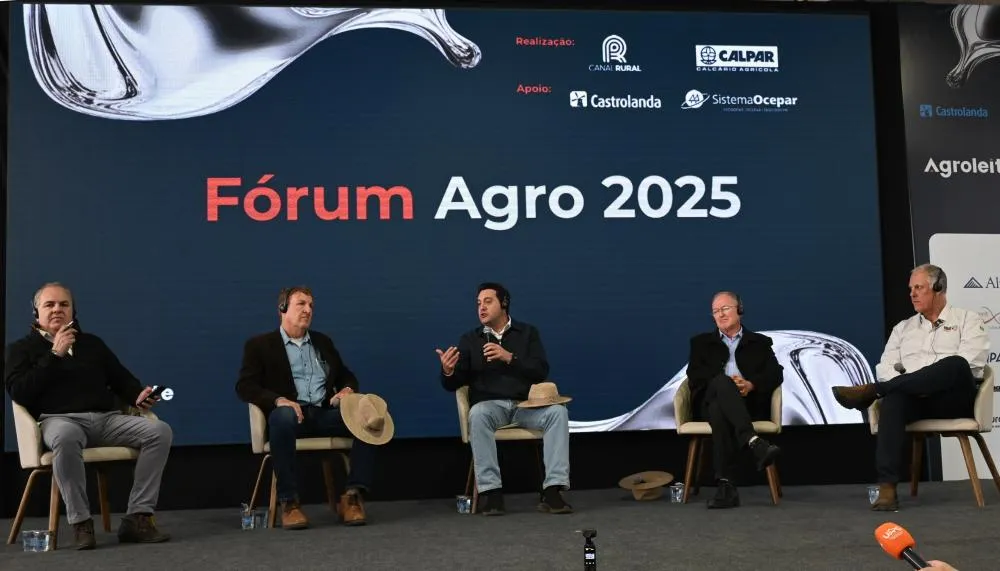 Fórum do Agro reúne lideranças do setor e políticos em debate estratégico durante a Agroleite 2025. Foto Toninho Anhaia