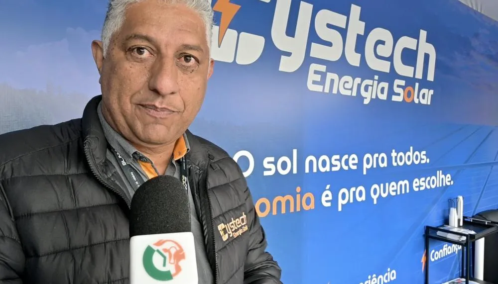 Cláudio César apresenta soluções de energia solar para o agronegócio durante a 25ª Agroleite. Crédito da Foto: Toninho Anhaia