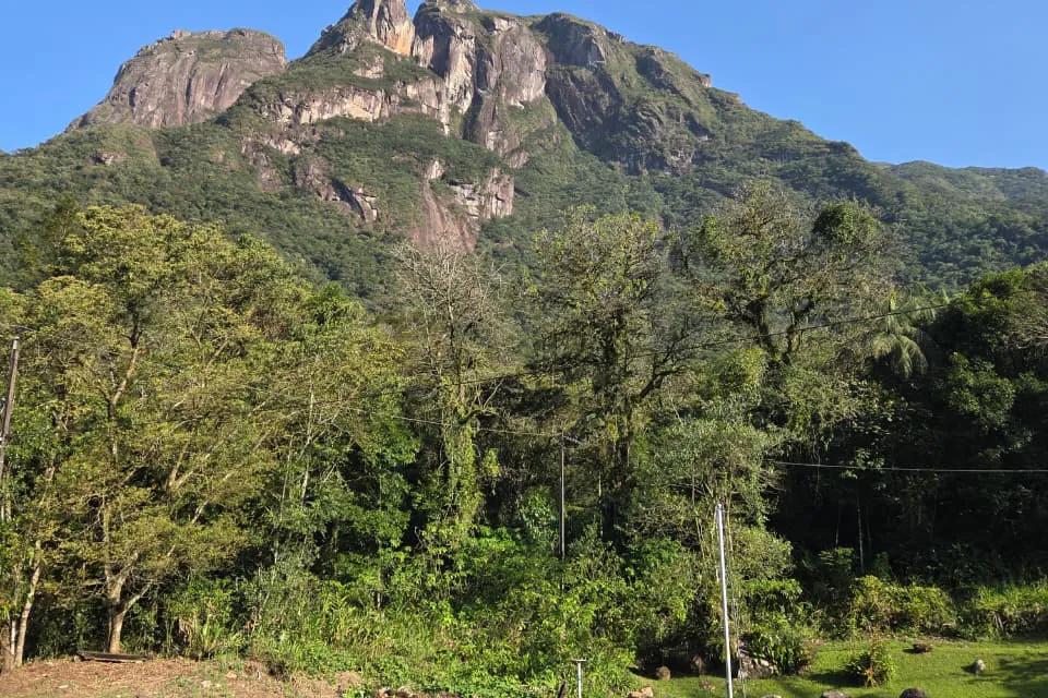 Simepar reforça monitoramento com estação no Pico Marumbi e pluviômetros na Graciosa Foto: Simepar