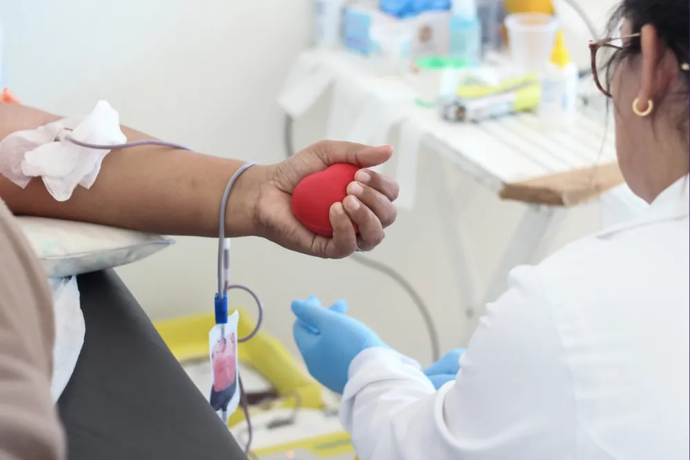 Prefeitura e Hemepar realizam campanha de doação de sangue com grande adesão em Piraí do Sul
