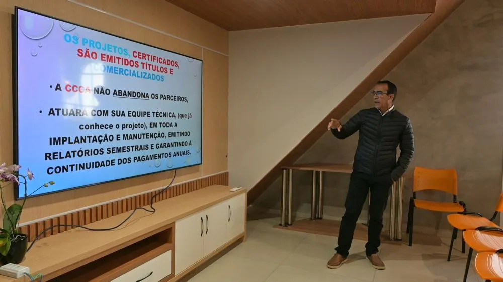 Venceslau Braz de Freitas Barbosa apresenta oportunidades de crédito de carbono e agronegócio em Roraima, durante palestra na Agroleite 2025. Foto Toninho Anhaia