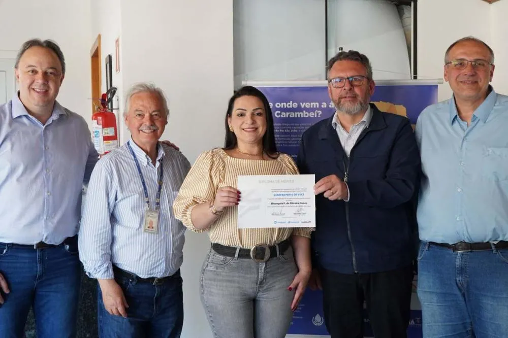 Carambeí firma termo de compromisso com programa Sanepar Rural Foto: Sanepar