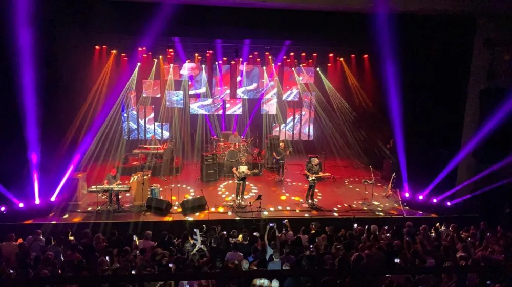 Dire Straits Legacy faz Shoe hoje em Ponta Grossa