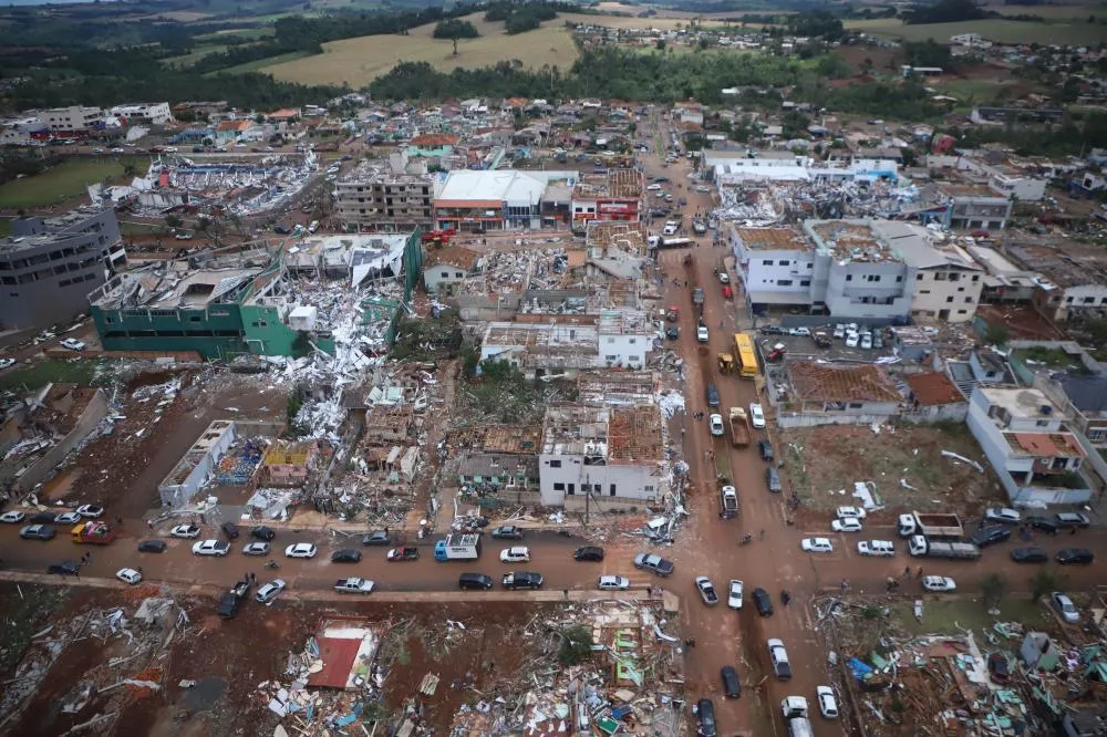 Simepar confirma três tornados na sexta com ventos de até 330 km/h e há outras suspeitas em análise Foto: Ari Dias/AEN