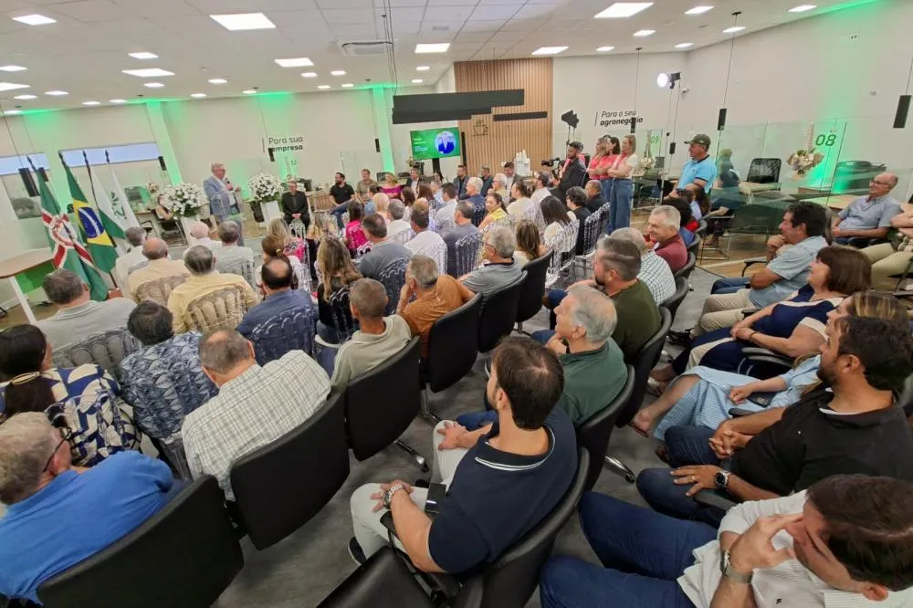 Nova agência do Sicredi em Piraí do Sul entrega ambiente moderno e acolhedor para os associados. CRÉDITO DA FOTO:Toninho Anhaia