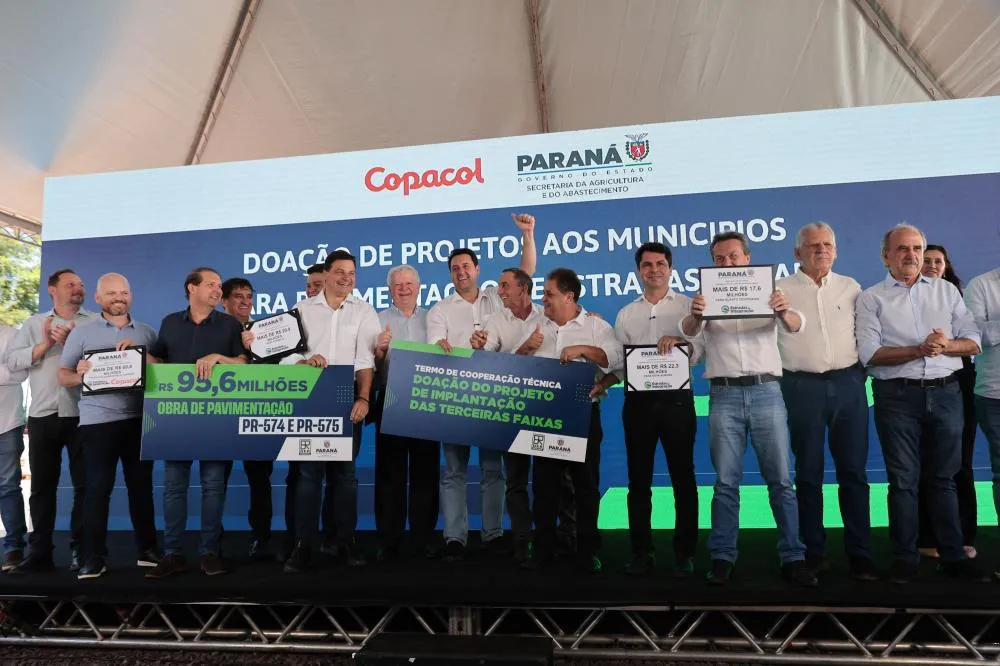 Governo libera mais de R$ 60 milhões para pavimentação de estradas rurais no Oeste do Paraná Foto: Geraldo Bubniak/AEN