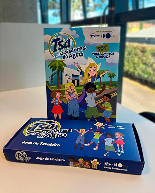 Frísia apresenta revista em quadrinhos e jogo de tabuleiro que aproximam crianças do cooperativismo