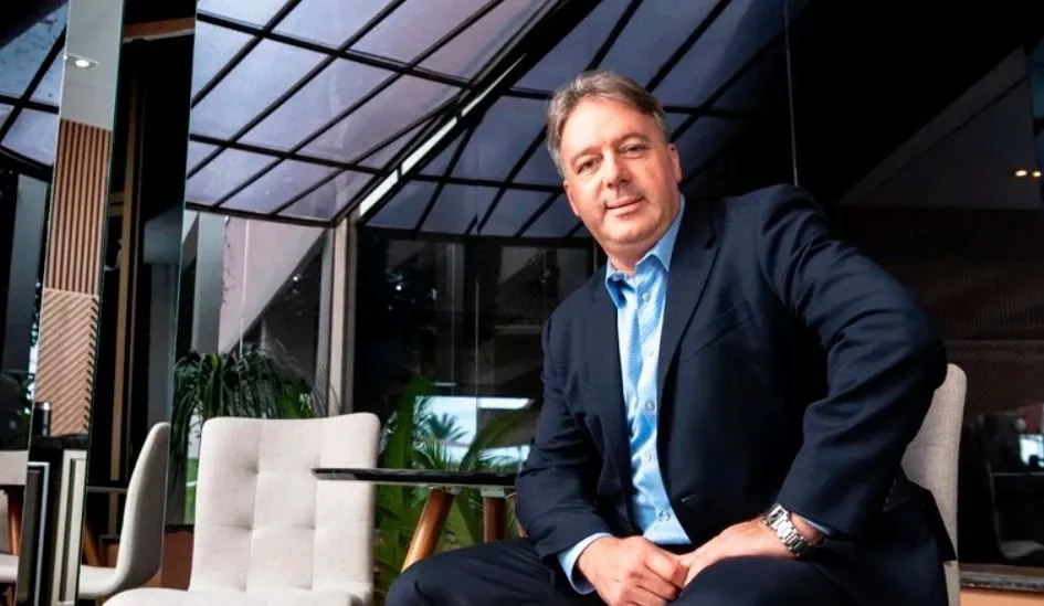 Romeu Stanguerlin, que assume como Diretor Presidente da Nortox