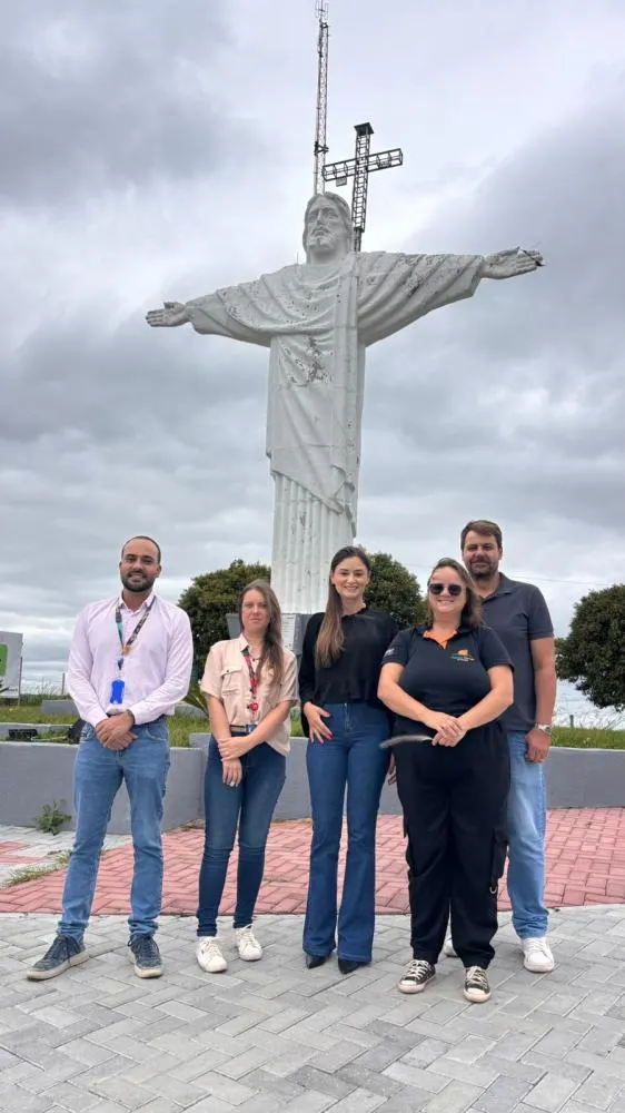 Adetur Campos Gerais promove agenda estratégica para impulsionar o turismo nos municípios