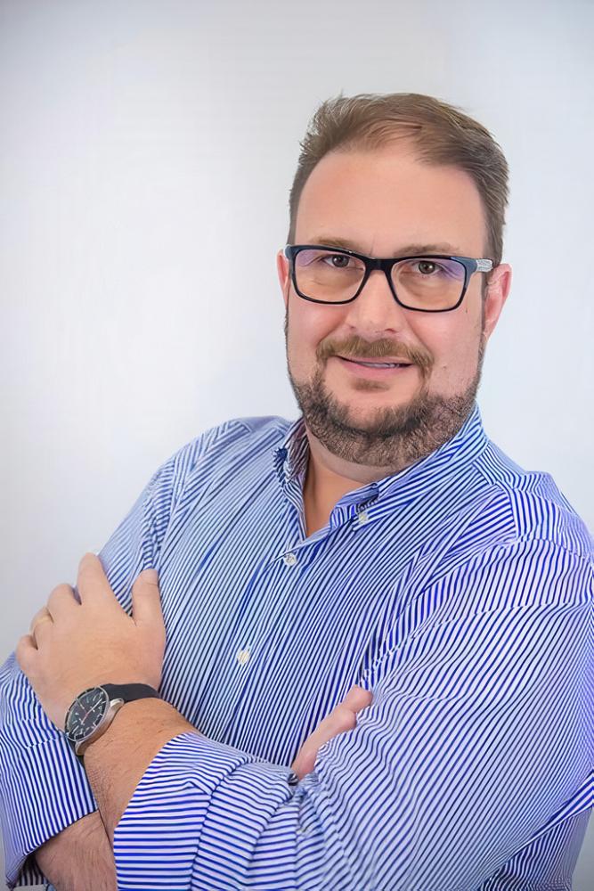 O Abaday conta com dois modos de ação que se complementam, tendo uma sinergia e gerando maior choque e residual”, conforme explica Alexandre Manzini, engenheiro agrônomo e gerente de inseticidas da Sumitomo Chemical.