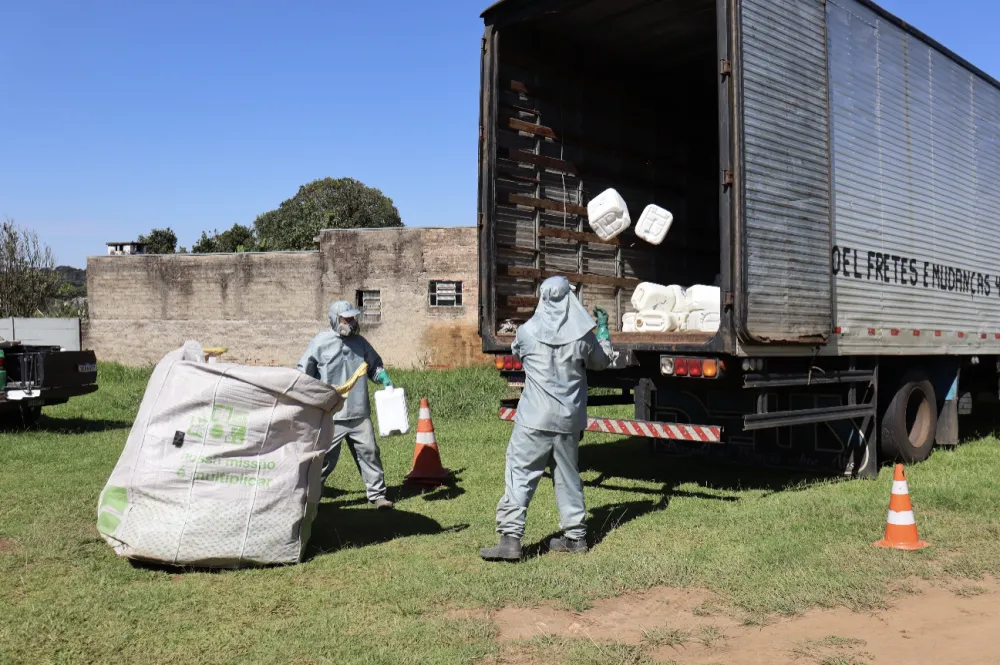 Campanha de recolhimento arrecada mais de 1,8 tonelada de embalagens de agrotóxicos em Piraí do Sul