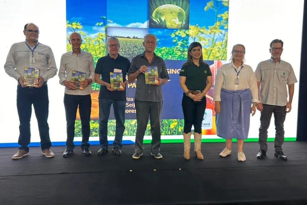 Livro do IDR-Paraná apresenta alternativas à dependência da soja no biodiesel Foto: IDR Paraná