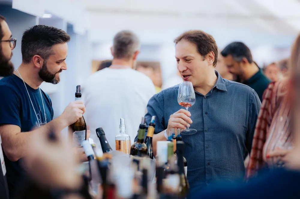 Curitiba recebe megafestival de vinhos com degustação de centenas de rótulos