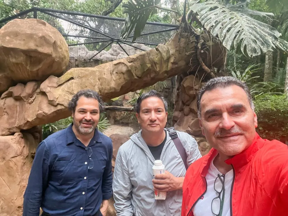Da esquerda para a direita: os sócios do Grupo Avha, Carlos Sandoval, Hugo Roa e Patricio Bustos