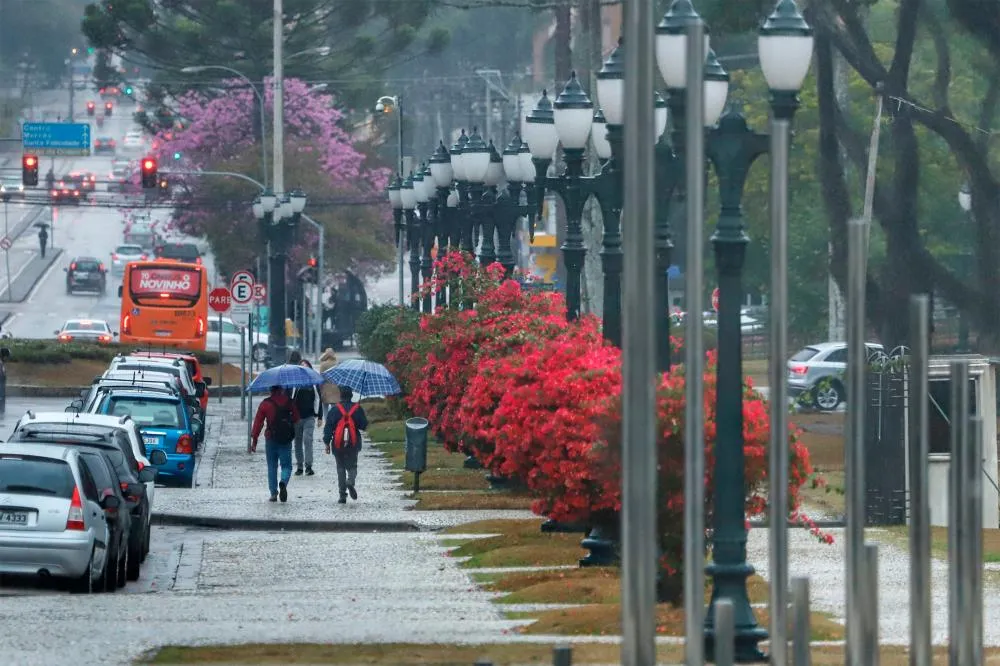 JULHO TERÁ GANGORRA NAS TEMPERATURAS E CHUVA ACIMA DA MÉDIA, PREVÊ SIMEPAR Foto: José Fernando Ogura/Arquivo AEN