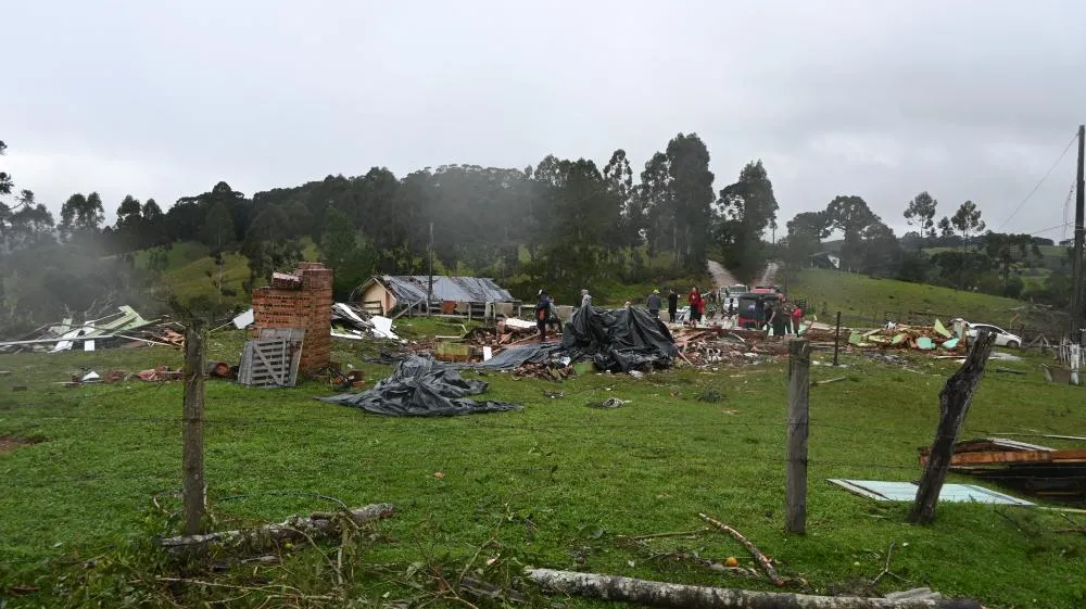 Tornado em Piraí do Sul destrói casas e deixa famílias em busca de reconstrução