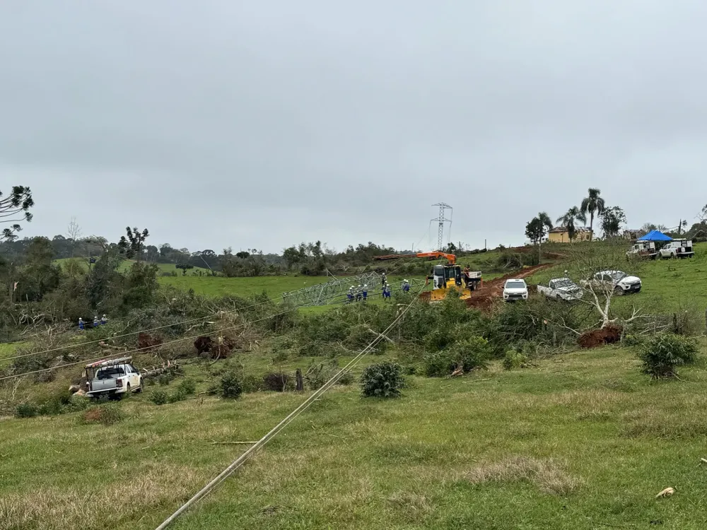 Prefeitura mantém ações para recuperar danos causados pelo tornado em Piraí do Sul