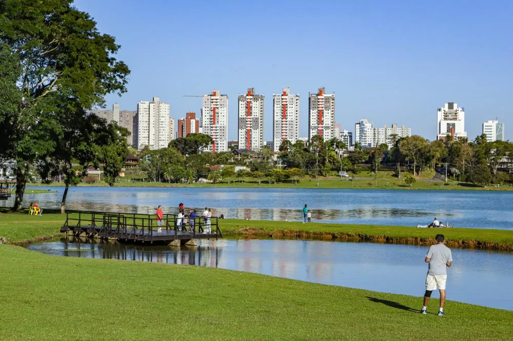 Gangorra: semana começa com mais de 30°C e termina com menos de 10°C no Paraná