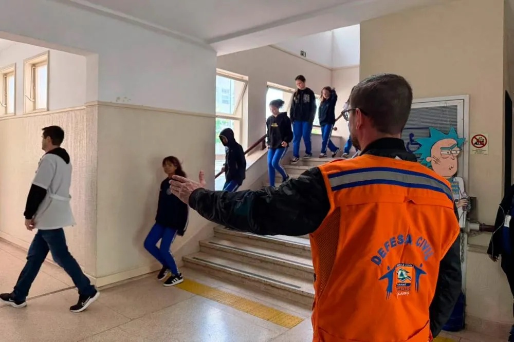 Paraná lança guia prático com orientações às escolas em preparação para o El Niño
