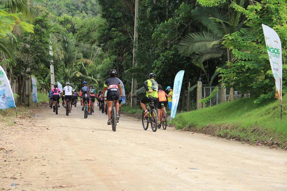 A ciclorrota de 32km, localizada na Estrada do Descoberto, é a primeira de três que serão inauguradas ainda este mês no Litoral, contemplando também Matinhos e Pontal do Paraná. Elas integrarão um total de 20 circuitos previstos para serem lançados até o 