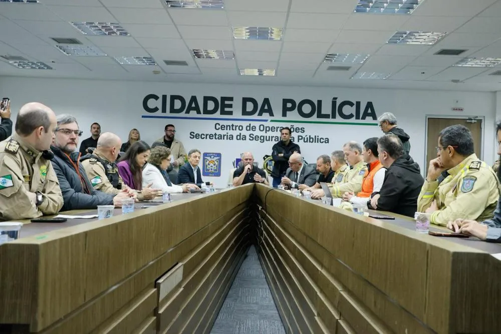 Paraná prepara resposta a eventos climáticos com gabinetes locais coordenados pelos Bombeiros