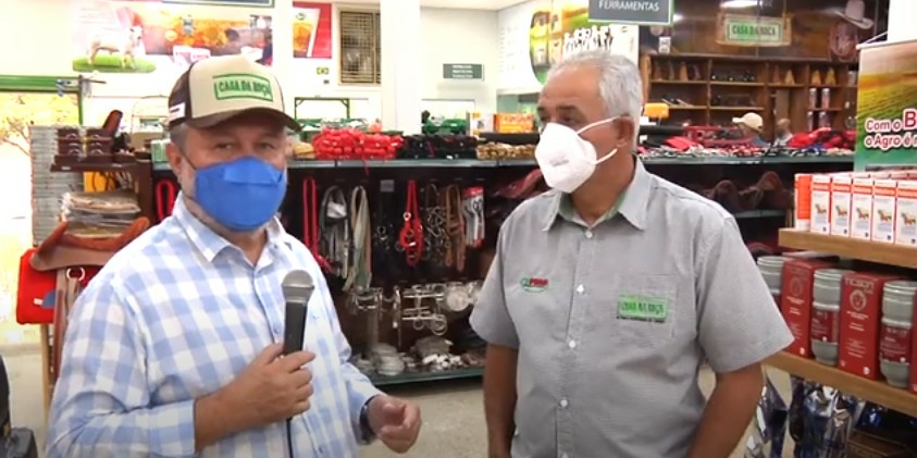 O apresentador do Conexão Rural Lima Rodrigues e o empresário e pecuarista Wellington Rosa, o TA, de Xinguara, no sul do Pará.