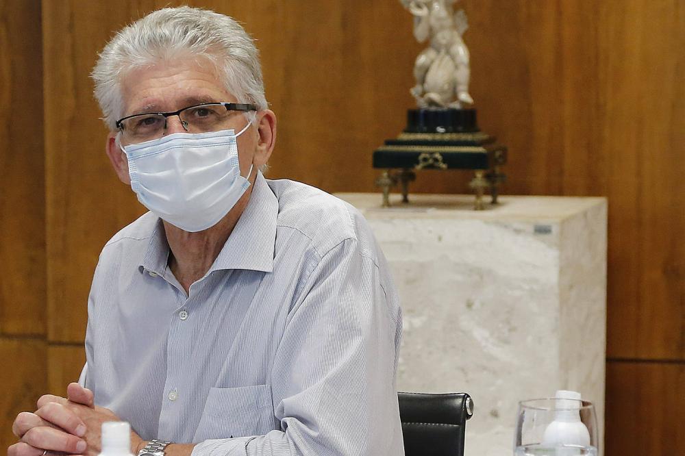 Esse trabalho se confunde com a própria trajetória de vida profissional do secretário estadual de Agricultura e do Abastecimento, Norberto Ortigara. Foto Jonathan Campos/AEN