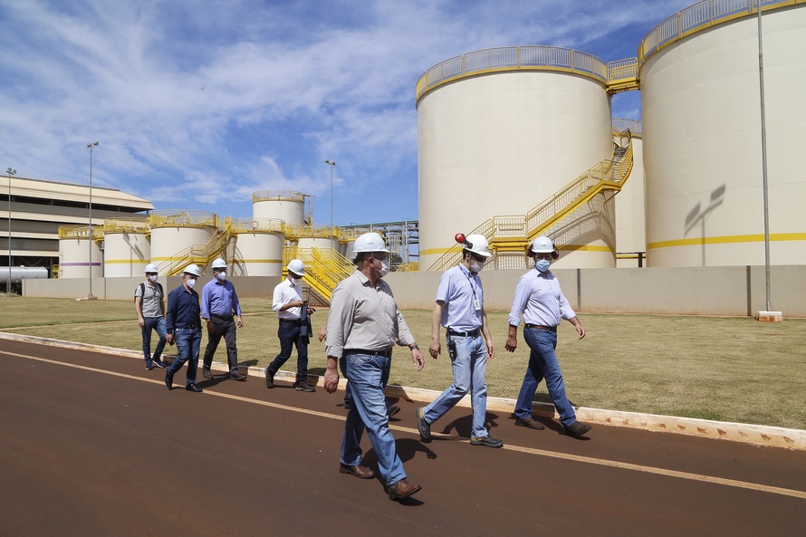 Visita do grupo técnico da nova Ferroeste na Coamo, em Dourados-MS. Foto Gilson Abreu/AEN