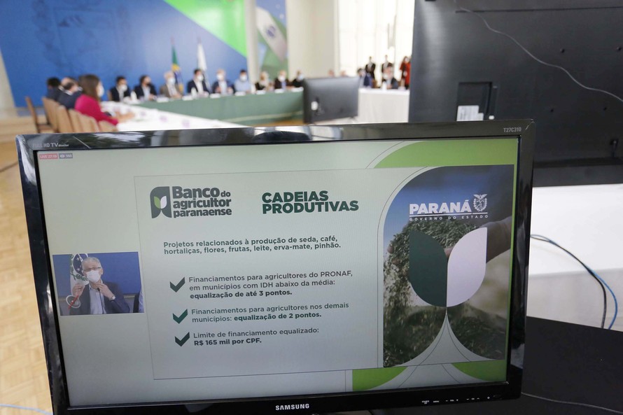 Governo do PR viabiliza meio bilhão de reais para alavancar agricultura familiar e pequenas cooperativas