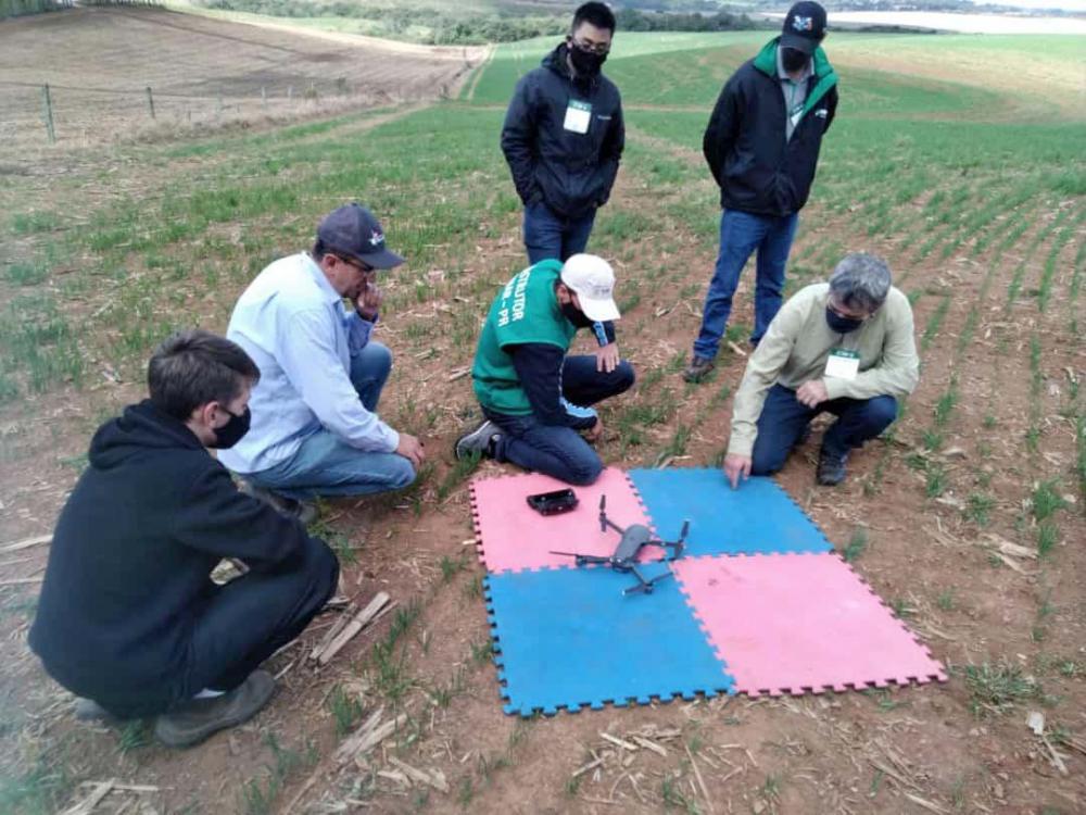 O curso Trabalhador na Agricultura de Precisão: Operação de Drones foi promovido pelo Sindicato Rural de Castro em parceria com o Sistema Faep/Senar-PR.