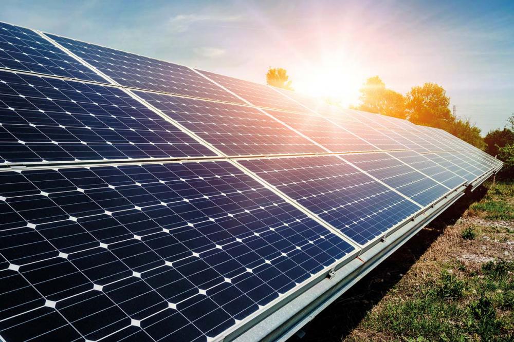 Recentemente, Dalarme decidiu instalar um conjunto de placas solares para alimentar uma indústria de beneficiamento de arroz, da qual é sócio, que consome entre R$ 30 mil e R$ 40 mil mensais em energia elétrica. A expectativa é uma economia de 80% desse v