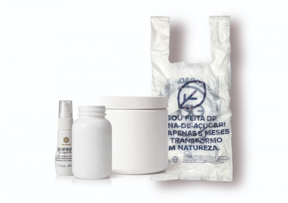 O desenvolvimento em escala desse processo resultaria em um feito inédito, com potencial de mudar toda a cadeia de produção de plástico biodegradável no mundo.