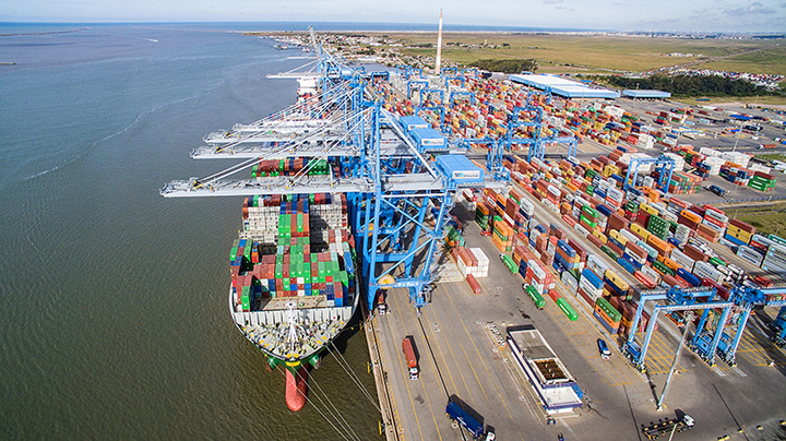 A estufagem em contêiner abre a possibilidade de produtores alcançarem e captarem novos mercados, uma vez que não é necessário o afretamento de um navio com o produto, como ocorre no caso do granel.